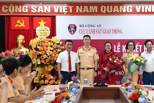 Agribank chi nhánh Mỹ Đình mở tài khoản chuyên thu và thanh toán các dịch vụ đấu giá biển số xe