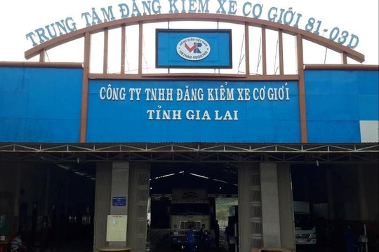 Tạm giam 2 Phó Giám đốc và 1 đăng kiểm viên nhận hối lộ