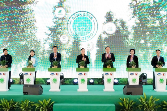Vinamilk đẩy mạnh lộ trình giảm “dấu chân Carbon”, hướng đến Net Zero