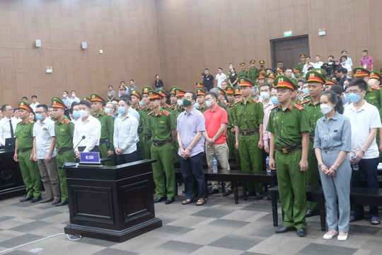 Các doanh nghiệp vụ "chuyến bay giải cứu" đưa hối lộ như thế nào?