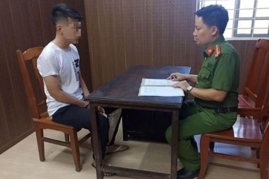 Bị thách thức, dùng dao đâm bạn trọng thương