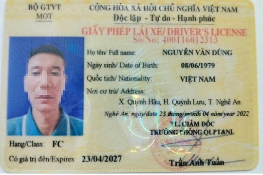 Khởi tố tài xế xe đầu kéo sử dụng giấy phép lái xe giả