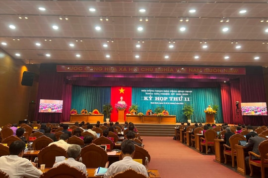 Khai mạc kỳ họp thứ 11 HĐND tỉnh Bình Định