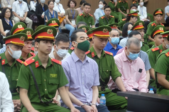 Cựu Phó Giám đốc Công an Hà Nội khai về quá trình "chạy án"