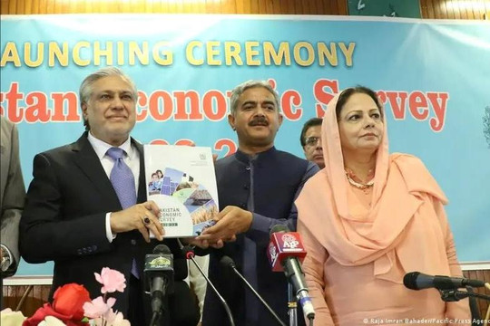 IMF thông qua gói cứu trợ 3 tỷ USD cho Pakistan