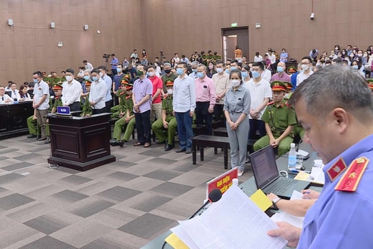 Cựu điều tra viên nói có chứng cứ về việc "bỏ lọt tội phạm" vụ chuyến bay giải cứu