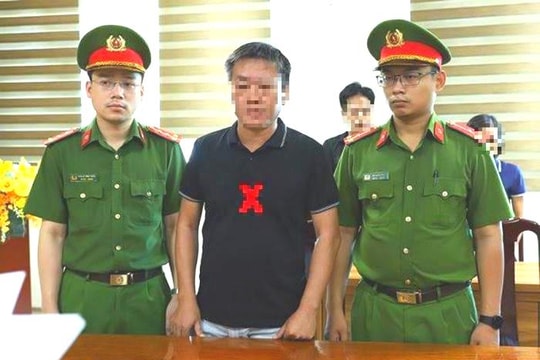 Giám đốc công ty xây dựng chỉ đạo nhân viên làm giả hồ sơ để đấu thầu