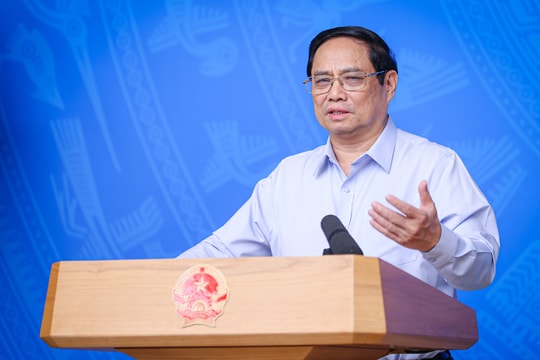 Thủ tướng chỉ đạo hàng loạt nhiệm vụ thúc đẩy phát triển xanh, giảm phát thải