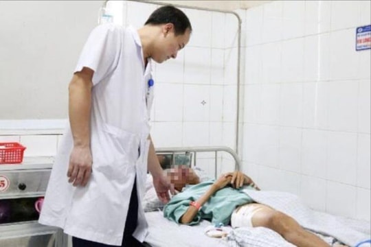Người đàn ông bị bò tấn công đa chấn thương