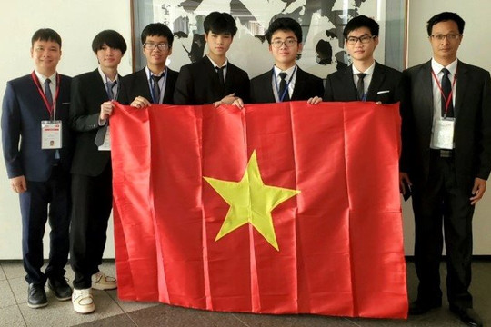5 học sinh Việt Nam tham gia Olympic Vật lý quốc tế đều giành huy chương