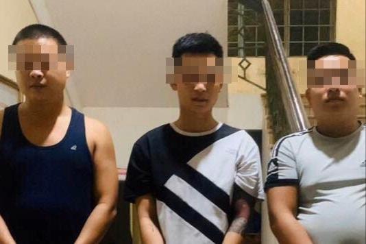 Nhóm đối tượng có dấu hiệu của tội phạm mua bán người dưới 16 tuổi