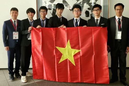 Cả 5 học sinh Việt Nam giành huy chương Olympic Vật lý Quốc tế 2023