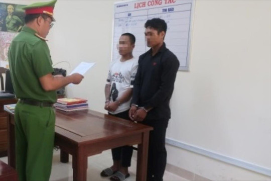 Rủ bạn chém tình địch vì ghen tức