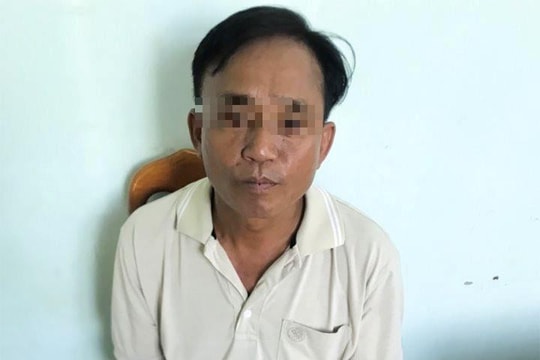 Kẻ trốn truy nã 26 năm sa lưới khi đang bán vé số