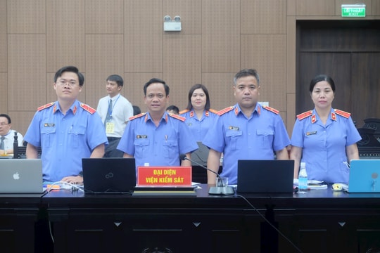Đề nghị sung quỹ hơn 120 tỉ đồng và kê biên loạt tài sản trong vụ “chuyến bay giải cứu”
