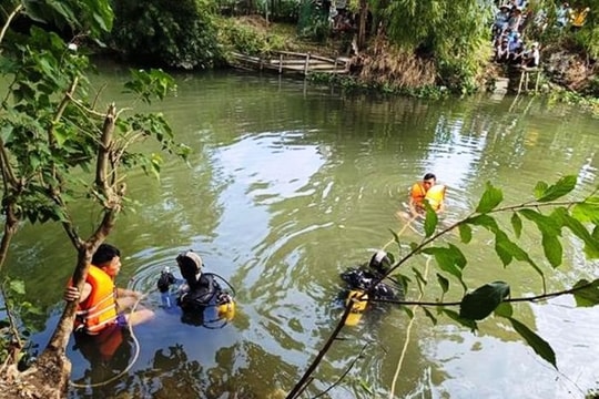 Bốn thanh niên đánh nhau, 3 người thương vong