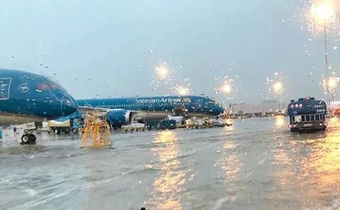 Miền Bắc: Đóng cửa ba sân bay do ảnh hưởng bão số 1
