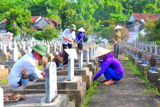 Lặng thầm nghề quản trang
