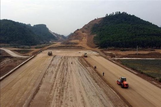 Khẩn trương hoàn thiện thủ tục đầu tư dự án cao tốc Đồng Đăng - Trà Lĩnh