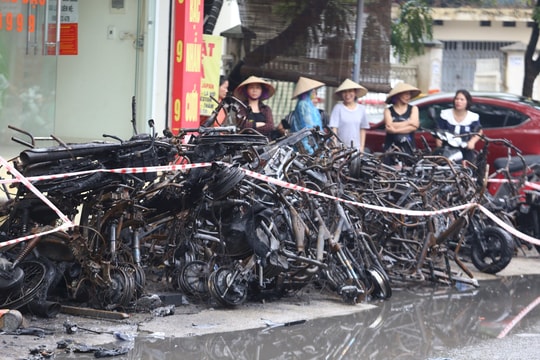 Hiện trường vụ cháy cửa hàng xe điện khiến 3 người tử vong