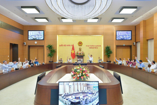 Ủy ban Thường vụ Quốc hội kết luận về sắp xếp đơn vị hành chính cấp huyện, cấp xã