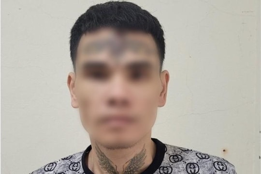 Bắt giữ đối tượng truy nã khi quay về nước