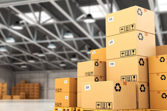 Bí mật bên trong thùng hàng được gửi về từ "ngoại quốc"