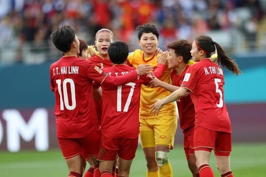 FIFA dành lời khen cho thủ môn Kim Thanh và ĐT nữ Việt Nam