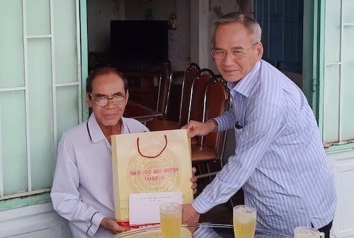 Lãnh đạo tỉnh Bạc Liêu thăm, tặng quà các Mẹ Việt Nam Anh hùng và thương binh