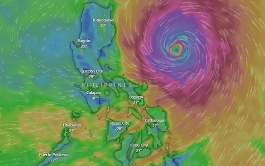 Dự báo bão Doksuri có thể thành siêu bão đi vào Biển Đông