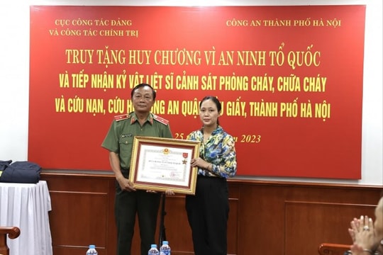 Kỷ vật của 3 liệt sỹ Cảnh sát chữa cháy quán karaoke được đưa vào Bảo tàng CAND