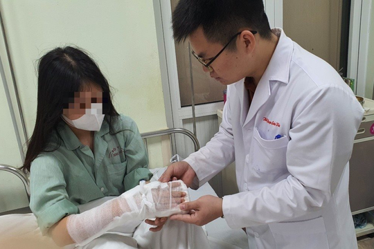 Tai nạn sinh hoạt: Máy xay đa năng nghiến đứt gân tay