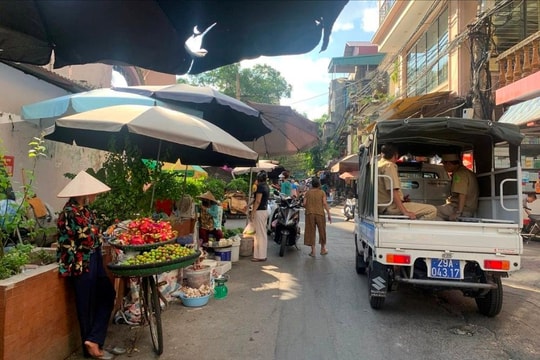 Xử lý vi phạm trật tự đô thị kiểu "Dạo quanh phố phường"