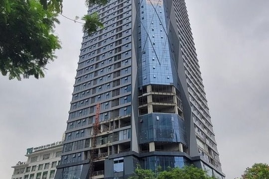 Dự án Summit Building bị xử phạt vì chậm bàn giao nhà
