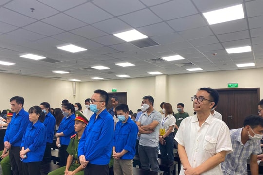 Cựu Phó Cục trưởng Cục Quản lý thị trường lĩnh 9 năm tù