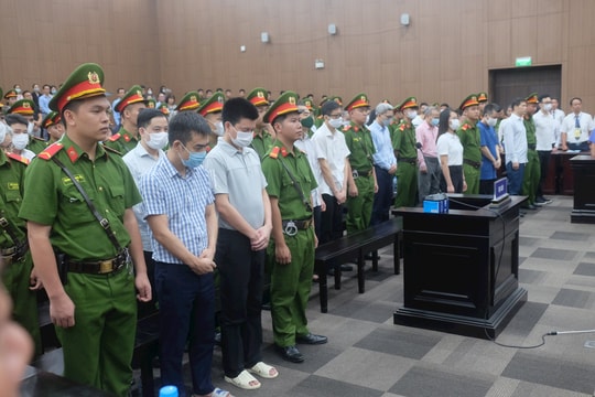 Những hình ảnh đầu tiên trong phần tuyên án 54 bị cáo vụ "chuyến bay giải cứu"