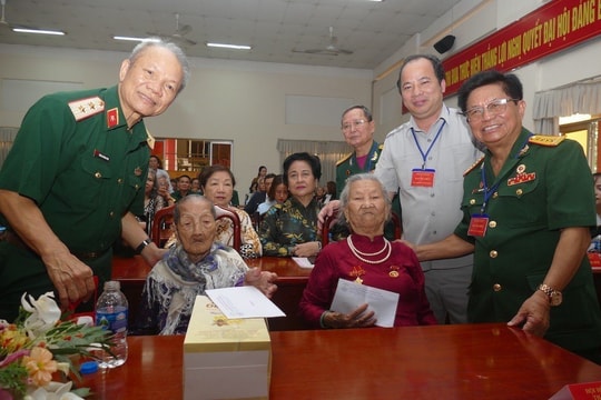 Hội HTGĐLS TP.HCM tri ân đóng góp của Xanh Toàn Cầu Group