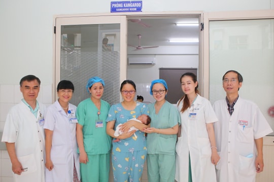 Cứu sống trẻ sơ sinh mắc bệnh nặng hiếm gặp