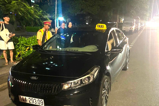 Công an TP Hạ Long xử phạt xe hợp đồng “trá hình”, taxi “dù” hơn 1,2 tỷ đồng