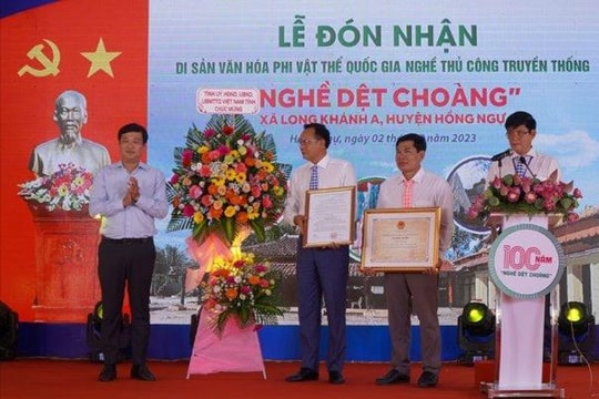 Nghề dệt choàng ở Đồng Tháp là Di sản văn hóa phi vật thể quốc gia