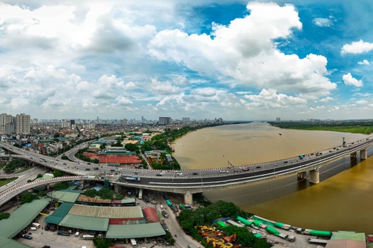 Tăng tốc hoàn thiện các hạng mục của cầu Vĩnh Tuy, chuẩn bị thông xe trước 2/9