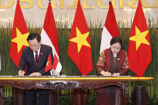 Quốc hội Việt Nam và Hạ viện Indonesia ký Thỏa thuận hợp tác mới