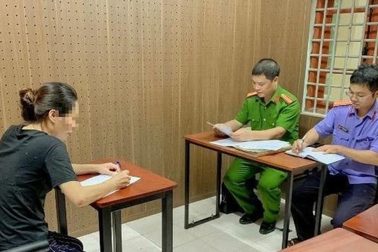 Khởi tố nữ quái lừa chạy việc chiếm đoạt 300 triệu đồng