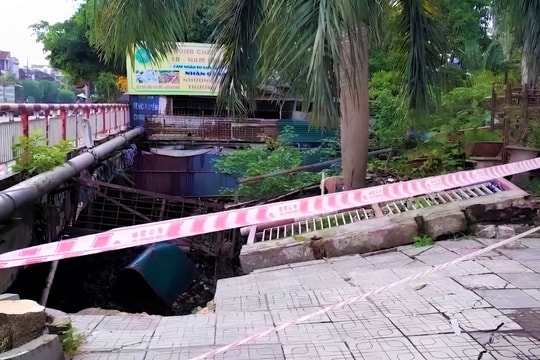 Sớm khắc phục tình trạng sạt lở chân cầu Mỏ Bạch