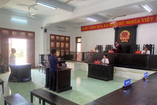 Bị chém trọng thương vì nhắc nhở hát karaoke gây ồn ào