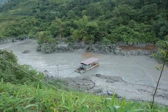 Bộ Tài nguyên và Môi trường lập đoàn kiểm tra sự cố vỡ hồ thải ở Lào Cai