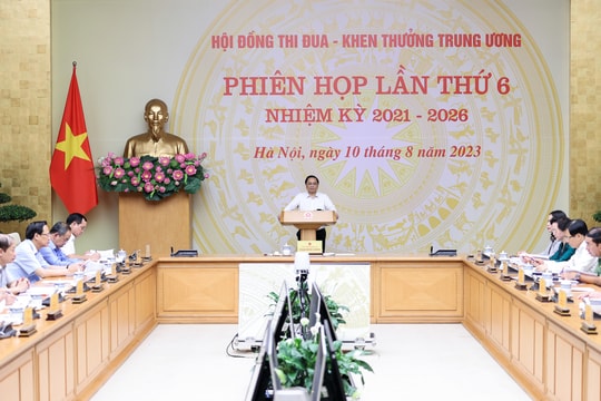Thủ tướng chủ trì phiên họp lần thứ 6 của Hội đồng Thi đua-Khen thưởng Trung ương