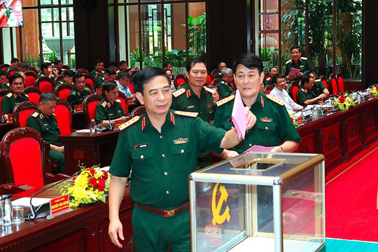 Quân ủy Trung ương giới thiệu nhân sự quy hoạch BCH Trung ương Đảng