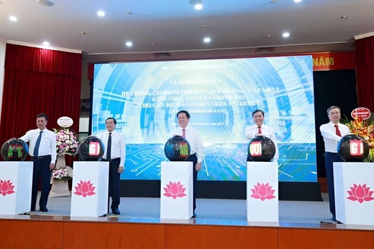 Khai trương Hệ thống thí điểm phổ biến, bồi dưỡng, cập nhật kiến thức lý luận chính trị trên Internet
