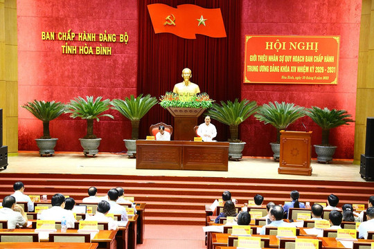 Nhiều bộ, ngành, địa phương giới thiệu nhân sự quy hoạch Ban Chấp hành Trung ương Đảng khóa XIV